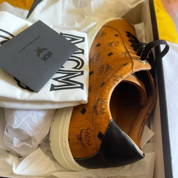 SOLD - Picture 2 of 11